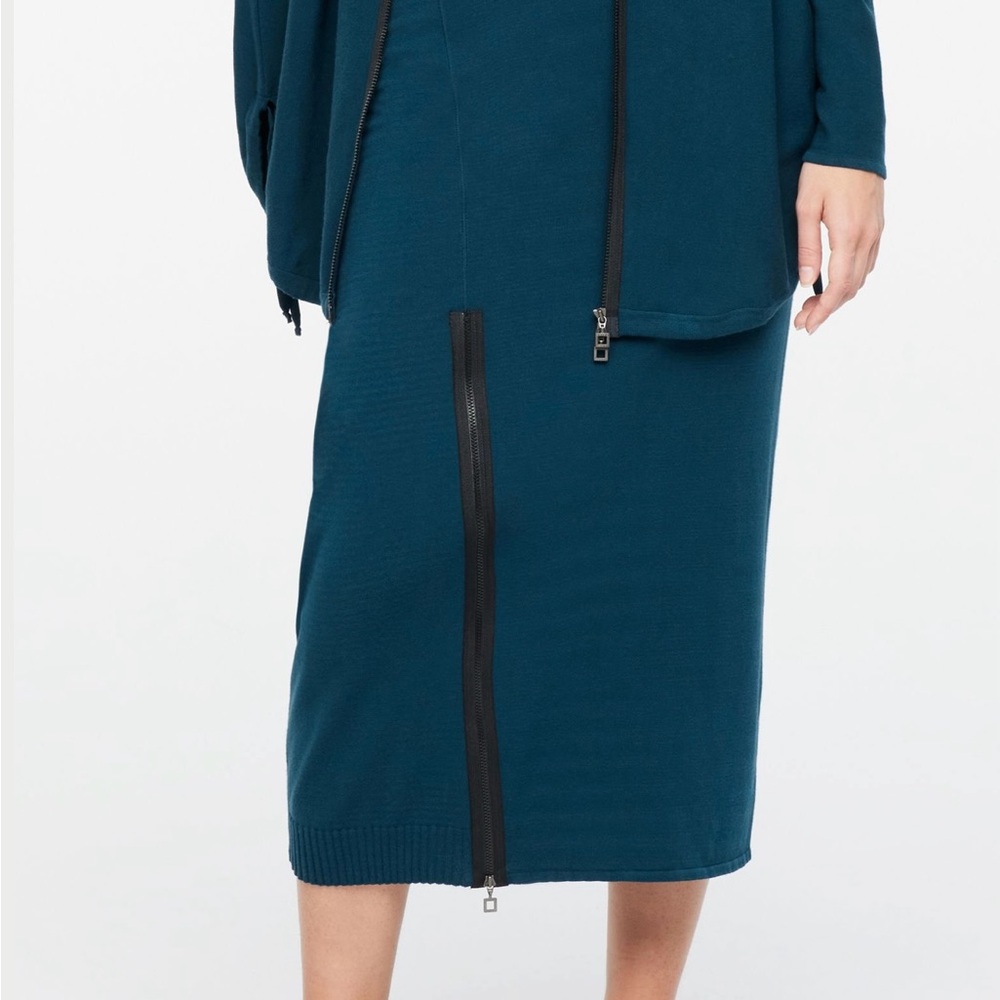Sarah Pacini Asymmetrical Teal Skirt